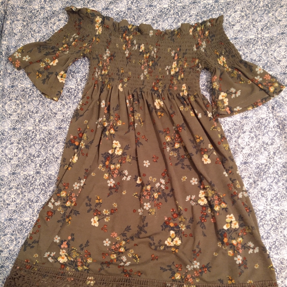 Off the shoulder sundress